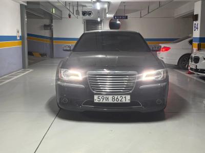 2012 Chrysler 300C