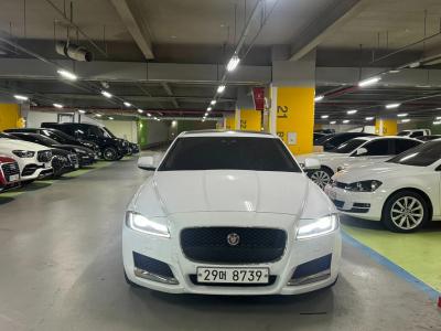 2018 Jaguar XF