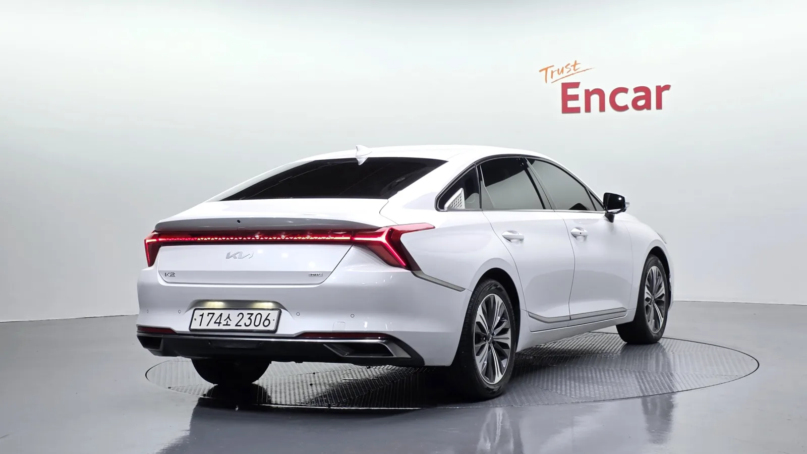 2023 Kia K8