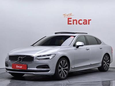 2021 Volvo S90