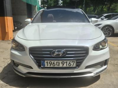 2018 Hyundai Grandeur