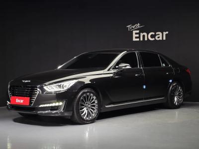 2018 Genesis EQ900