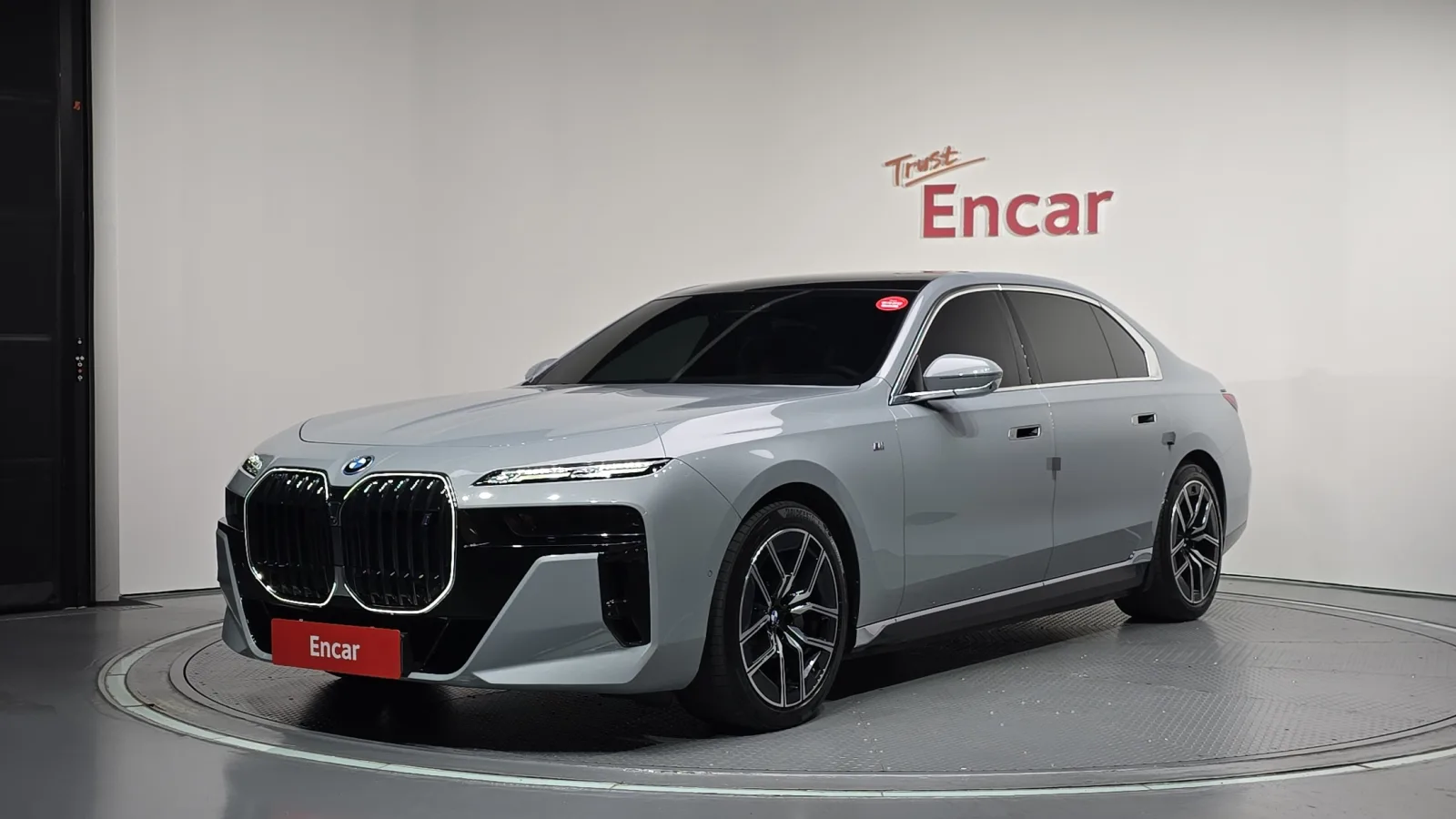 2023 BMW i7