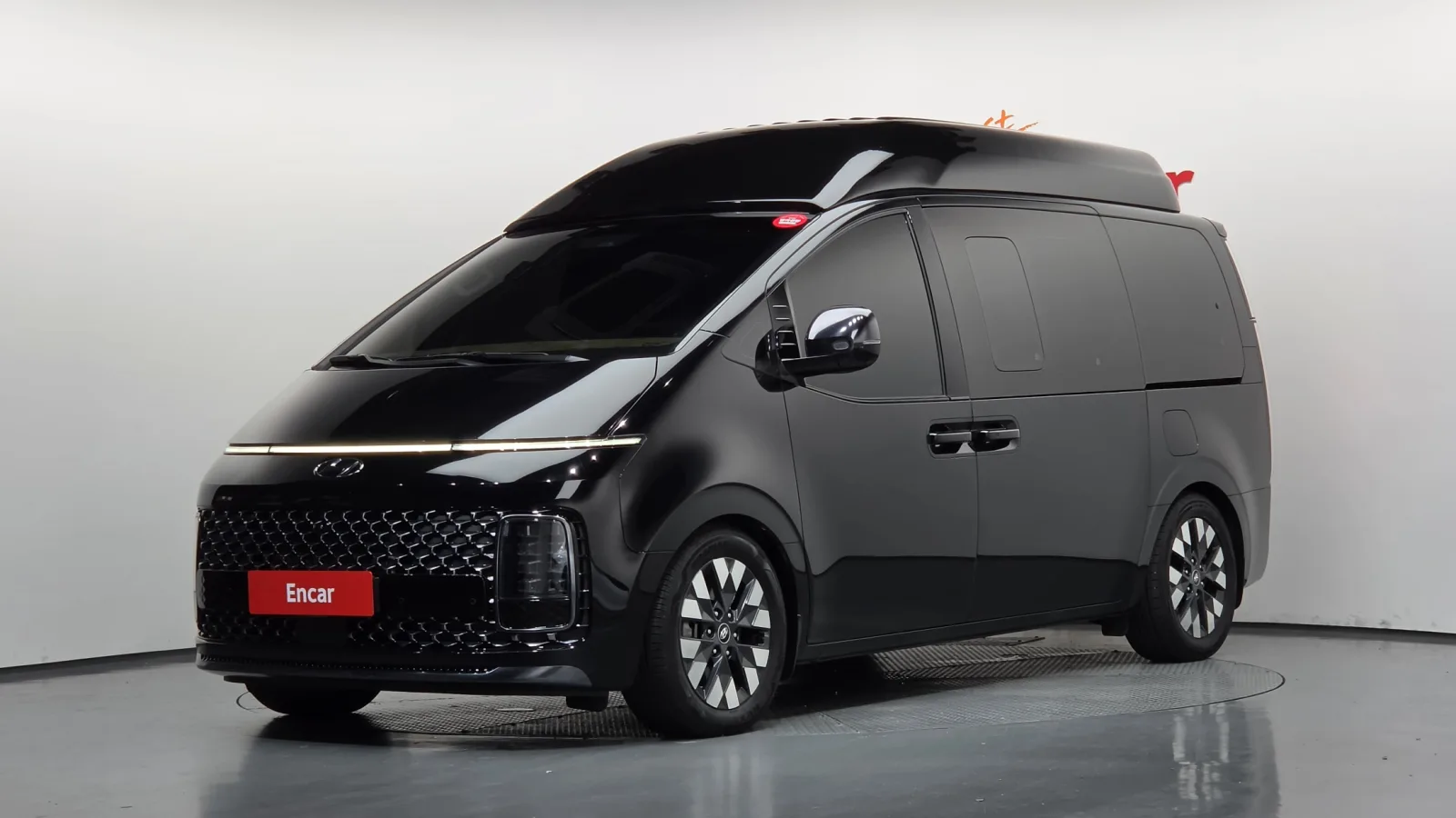 2022 Hyundai Staria