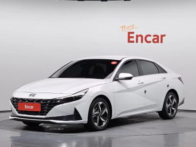 2022 Hyundai Elantra