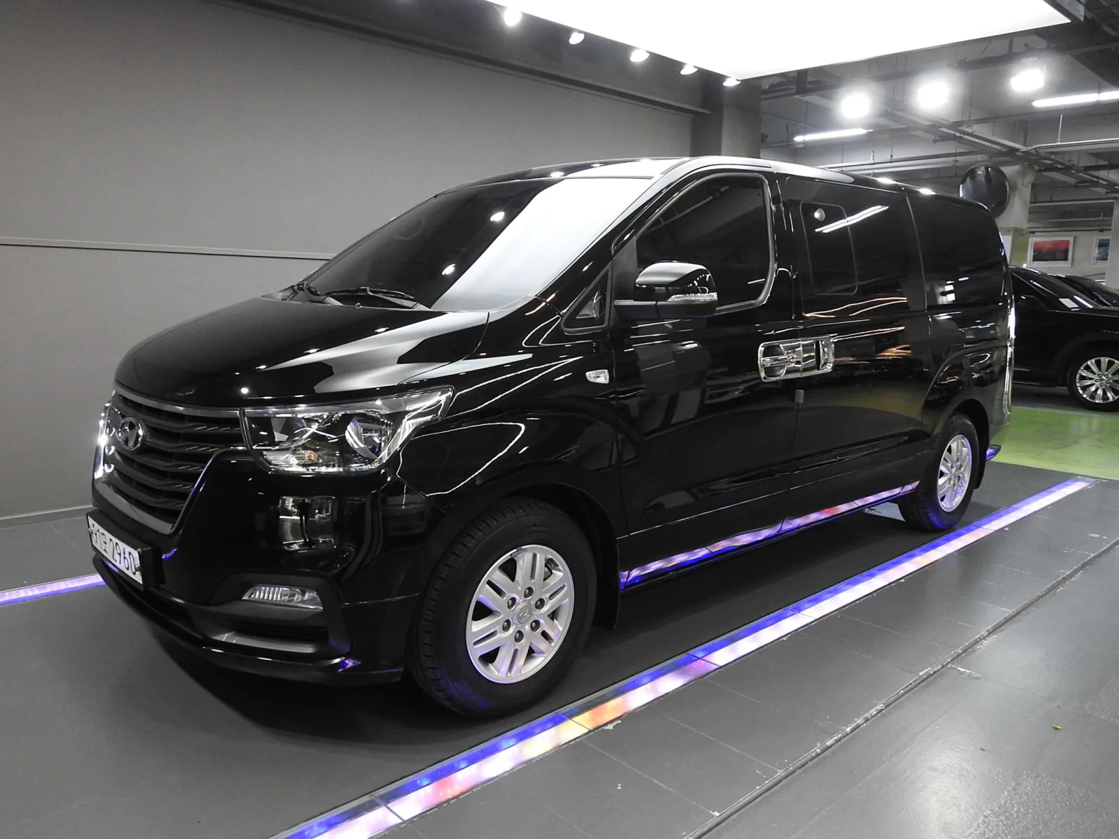 2020 Hyundai Starex