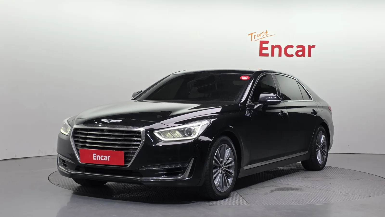 2016 Genesis EQ900