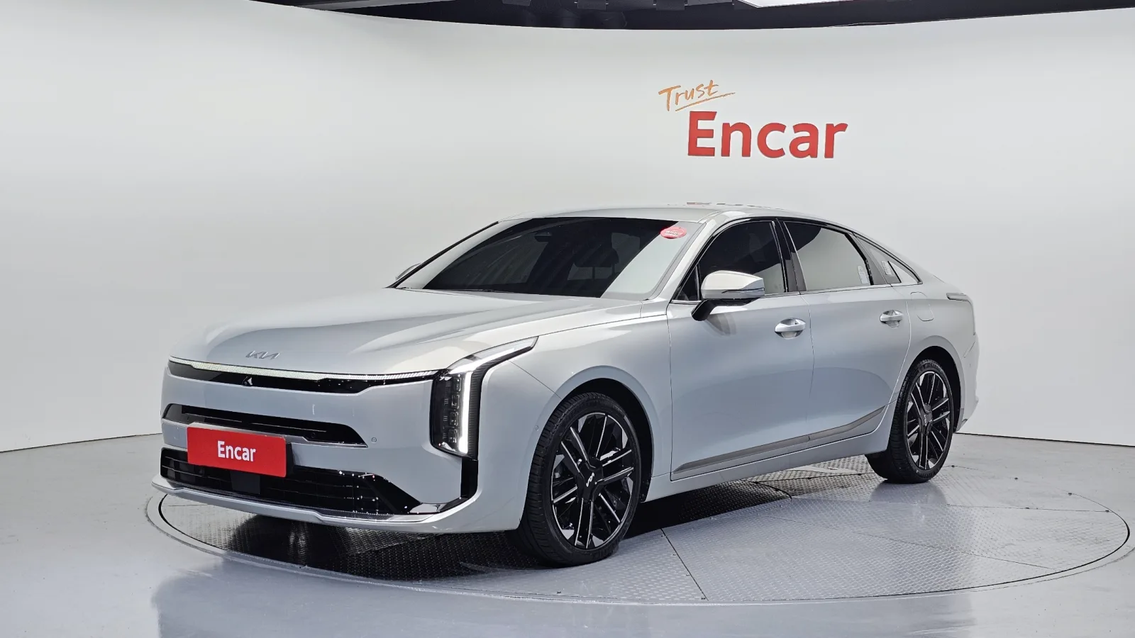 2025 Kia K8