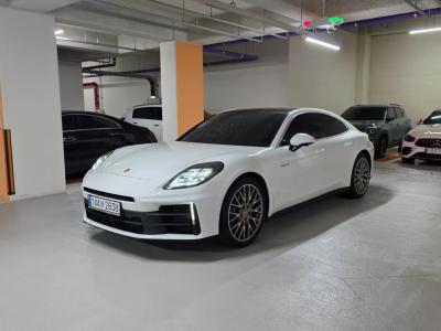 2025 Porsche Panamera