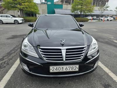 2010 Hyundai Equus