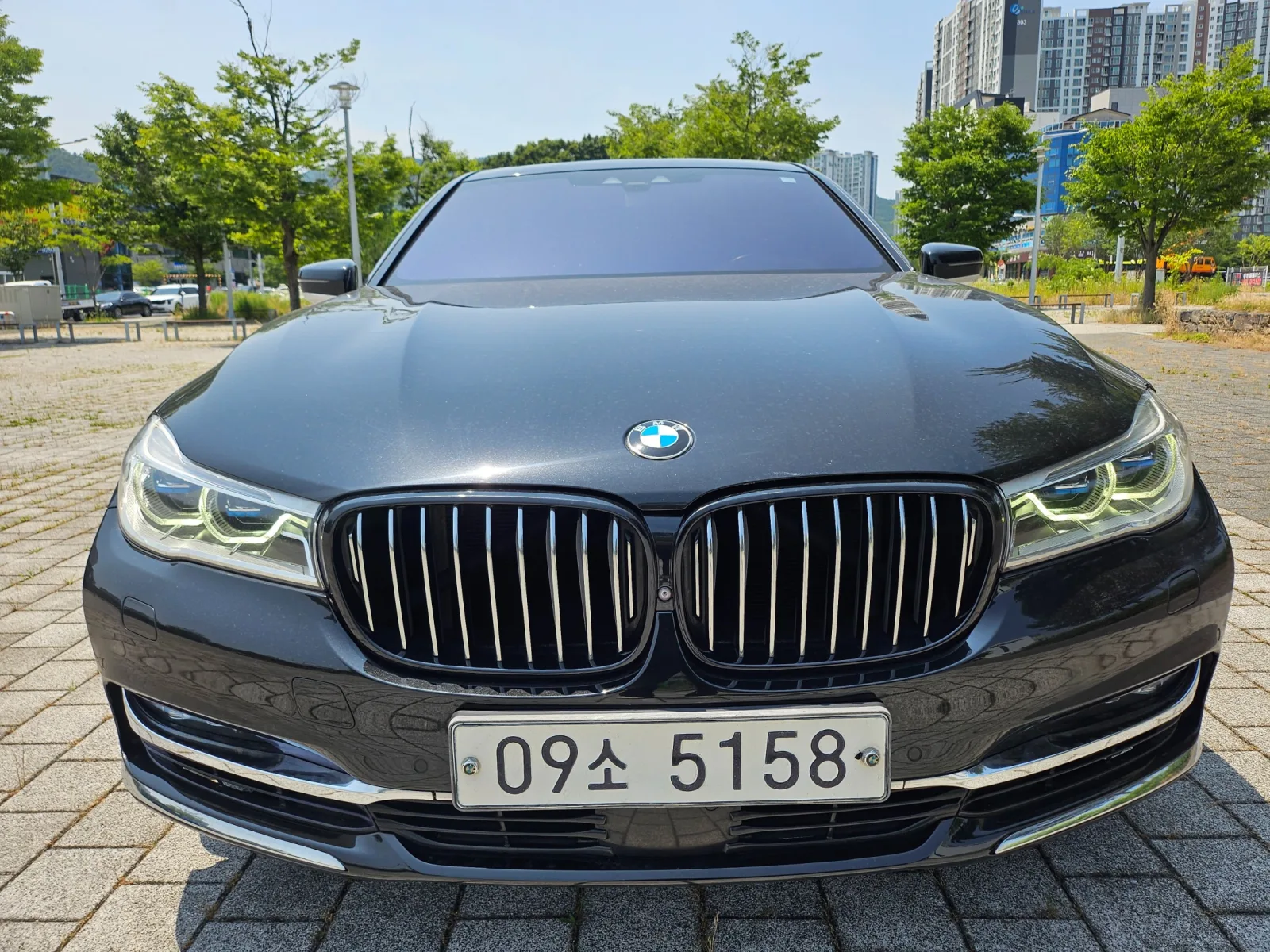 2016 BMW 7-Series