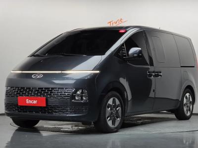 2023 Hyundai Staria