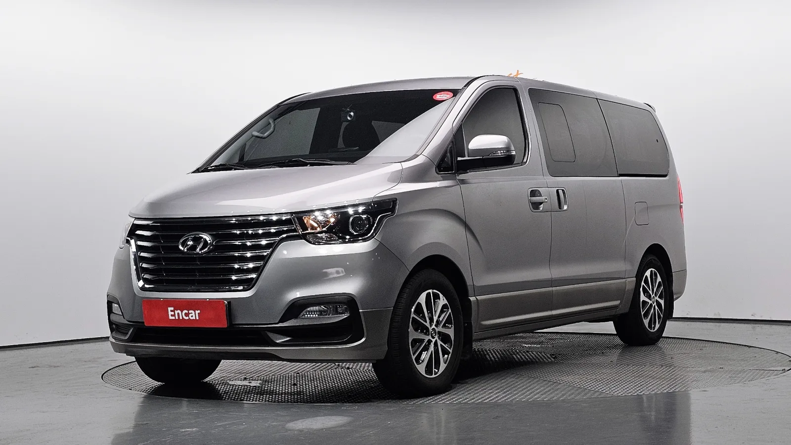 2019 Hyundai Starex
