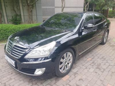 2012 Hyundai Equus