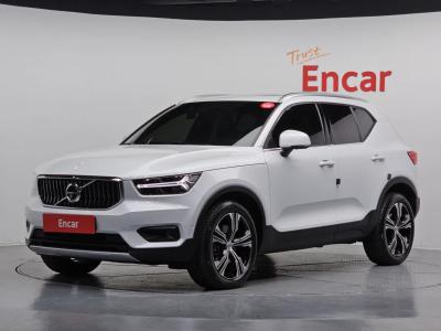 2021 Volvo XC40