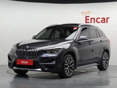 2022 BMW X1