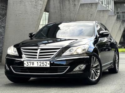 2013 Hyundai Genesis