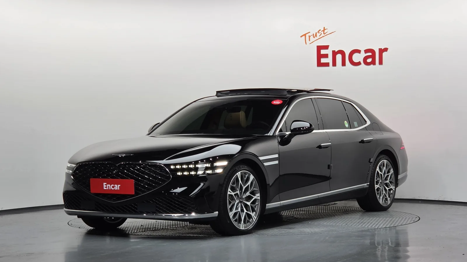 2023 Genesis G90