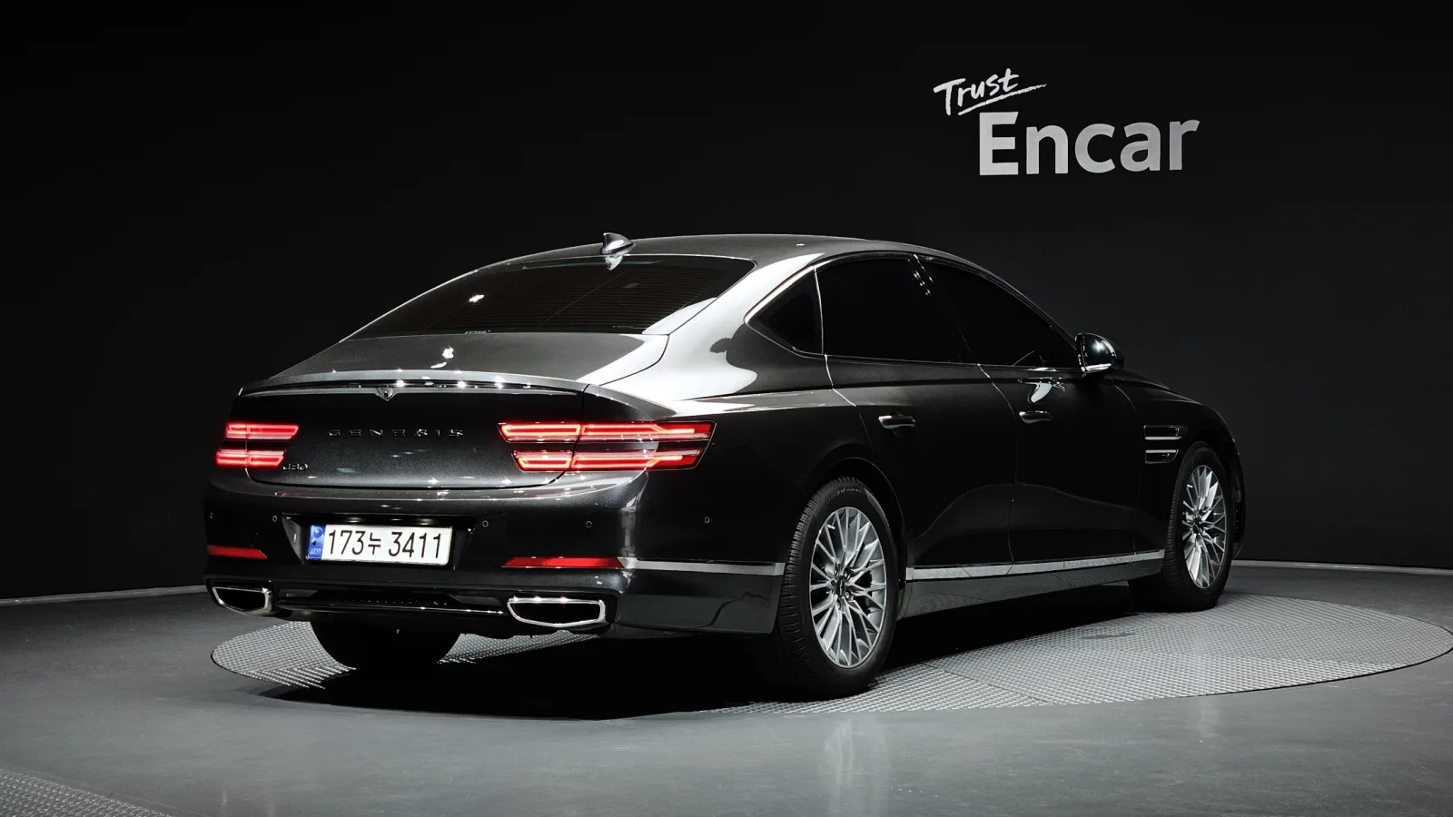 2023 Genesis G80
