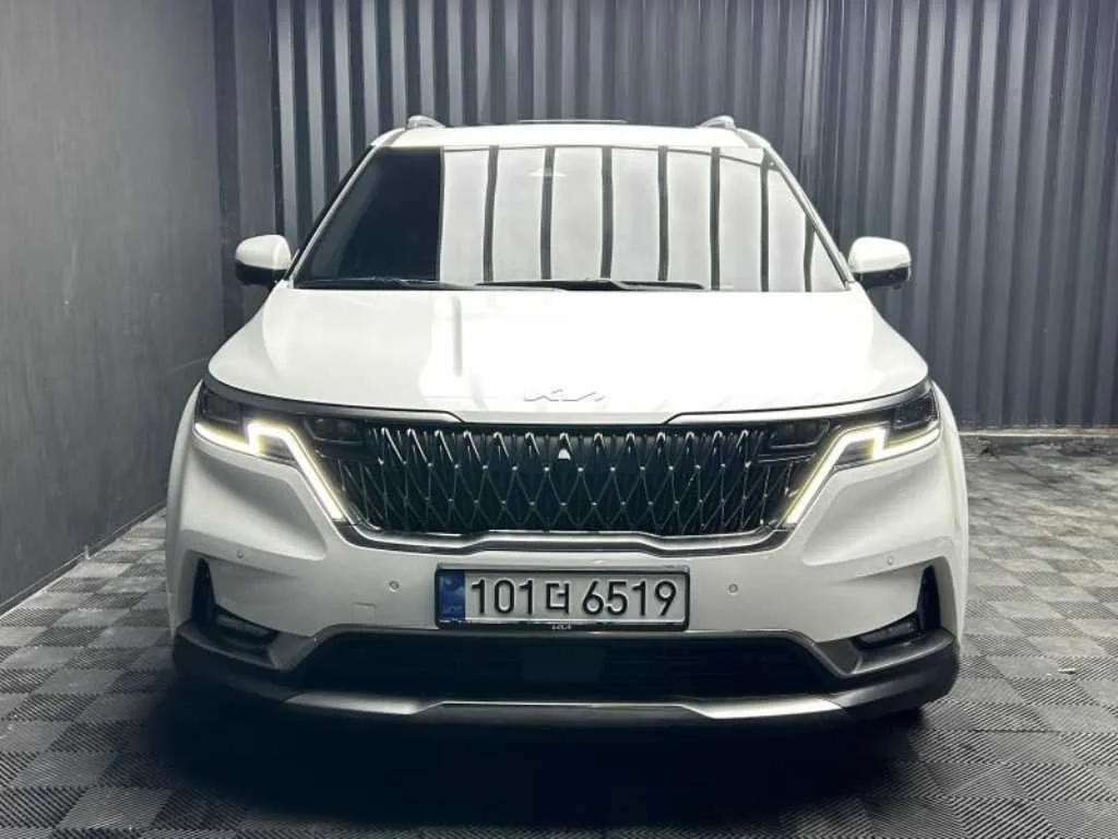 2023 Kia Carnival