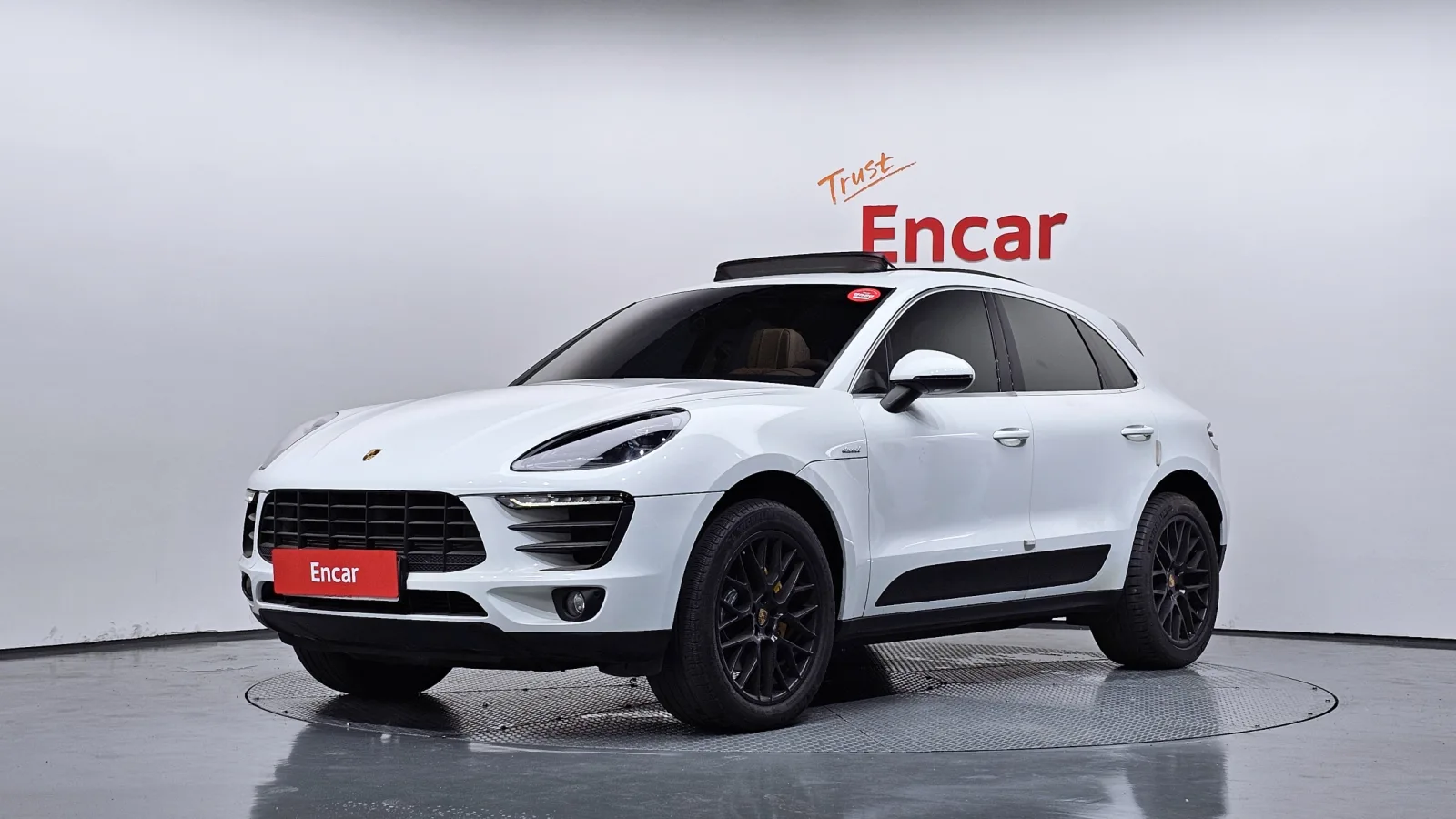 2016 Porsche Macan
