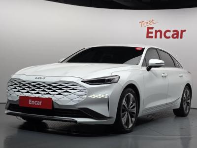 2022 Kia K8