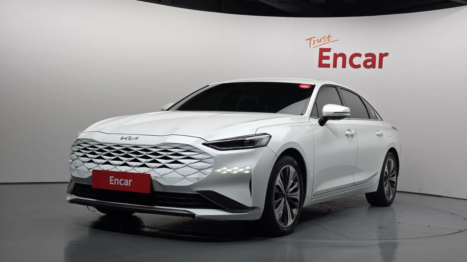 2022 Kia K8