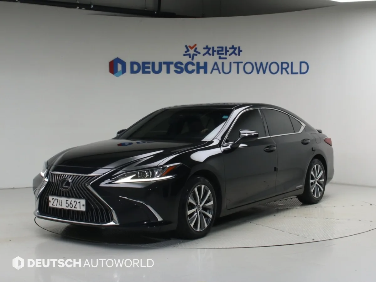 2019 Lexus ES