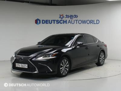 2019 Lexus ES
