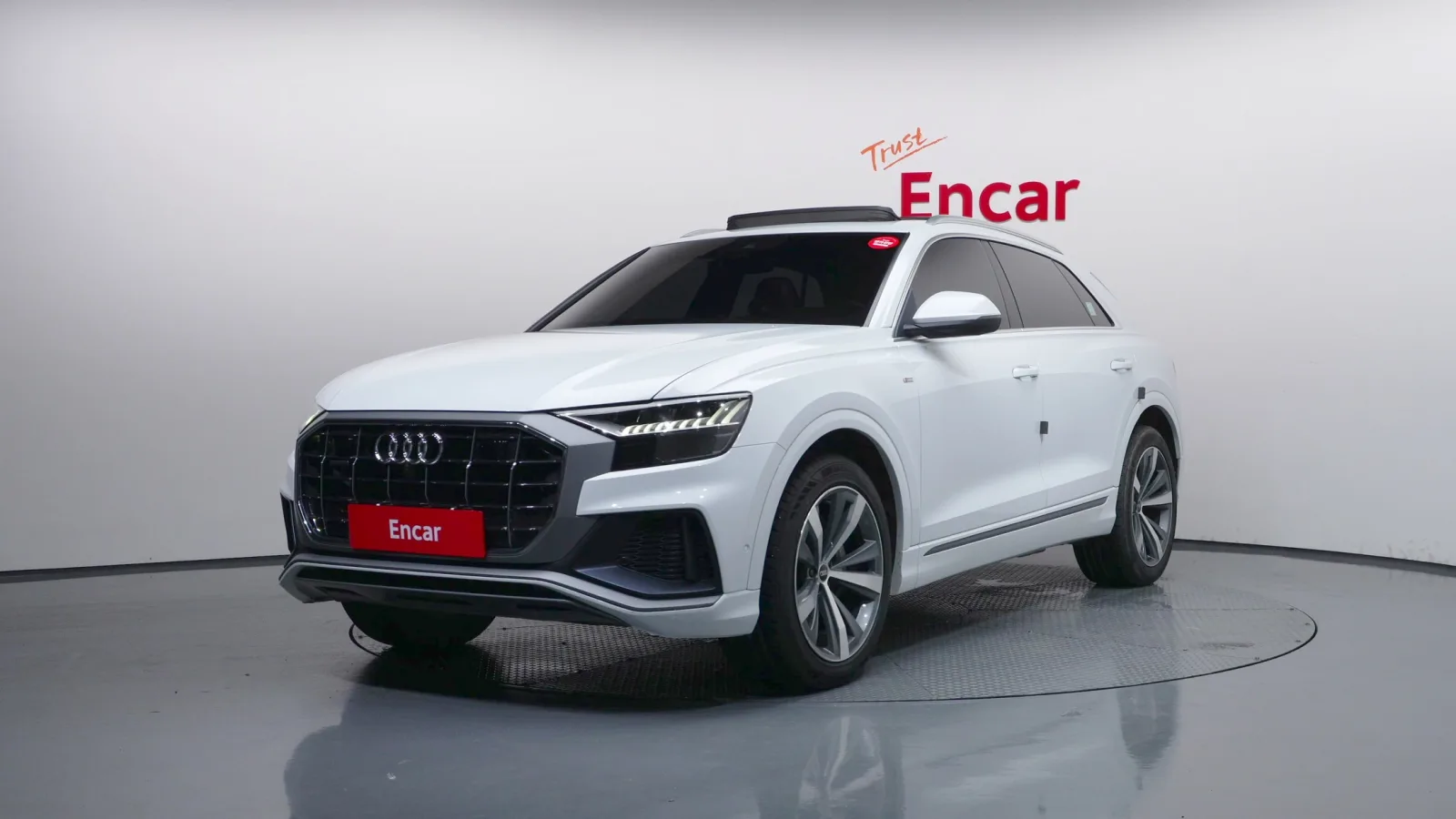 2021 Audi Q8