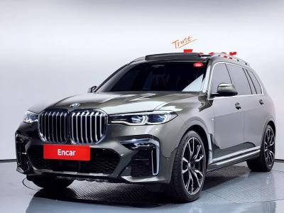 2022 BMW X7