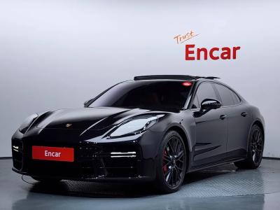 Porsche Panamera 2025
