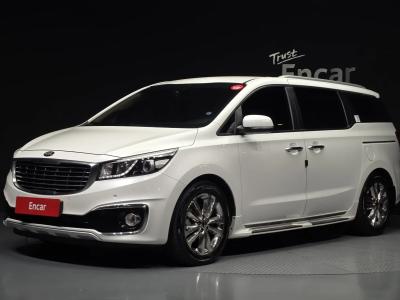 2015 Kia Carnival