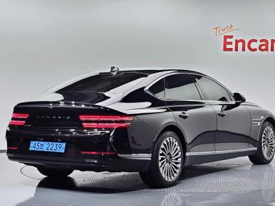2023 Genesis G80