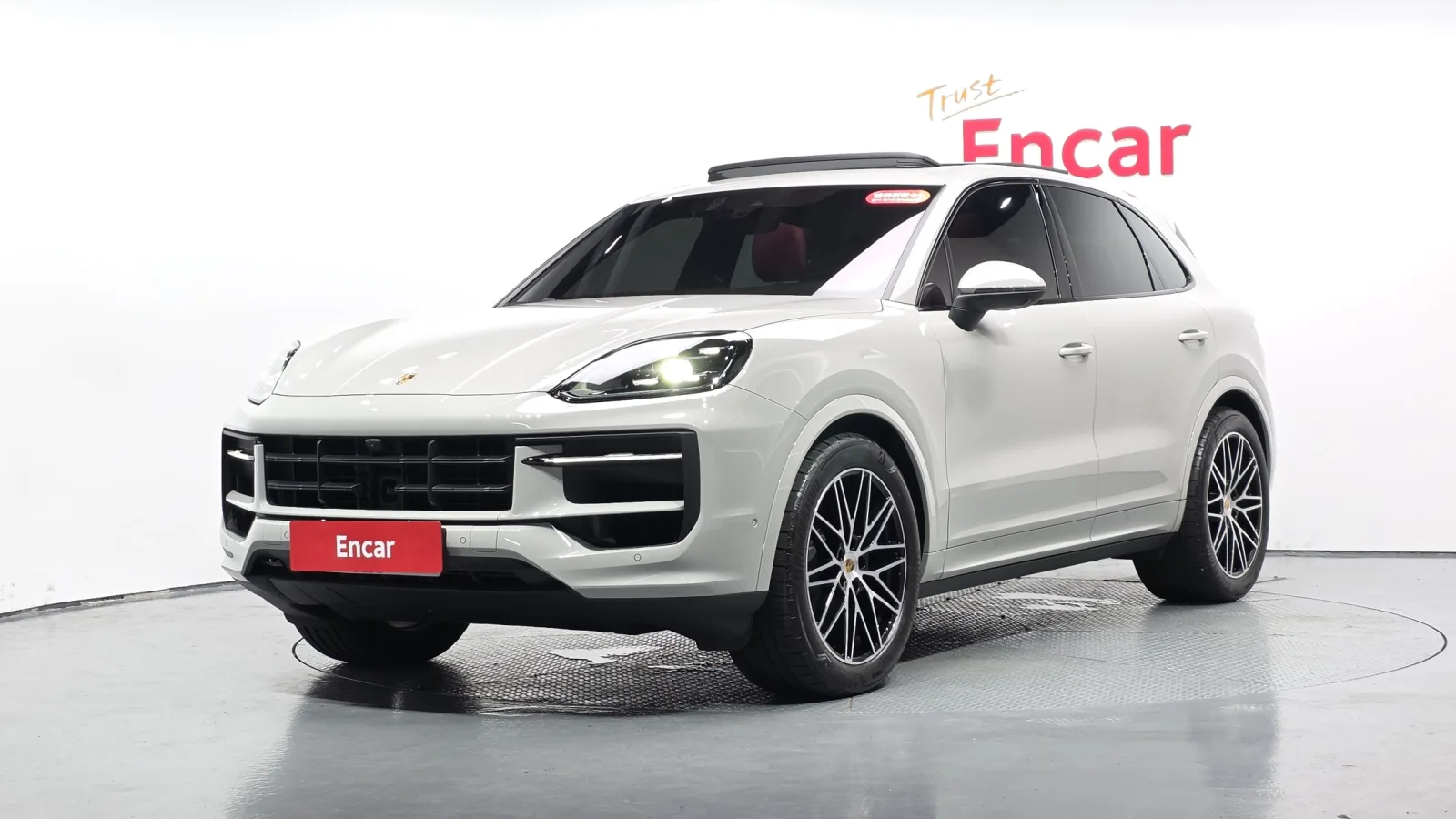 2024 Porsche Cayenne