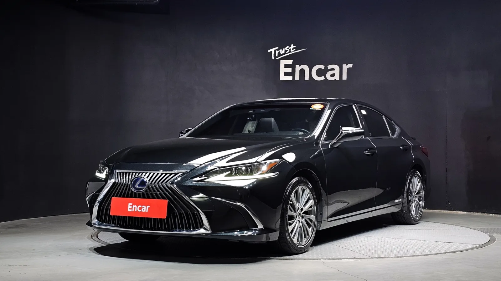 2019 Lexus ES