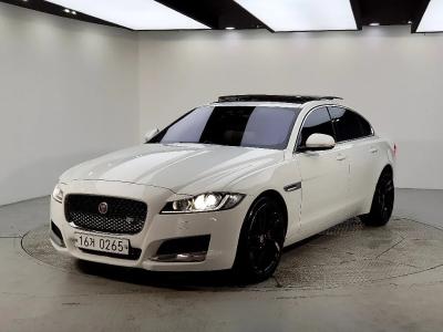 2016 Jaguar XF