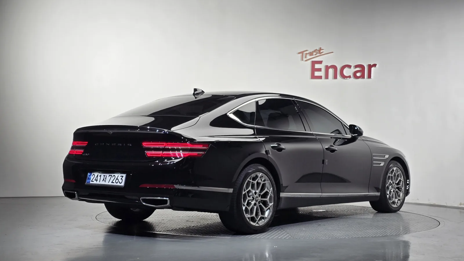 2021 Genesis G80