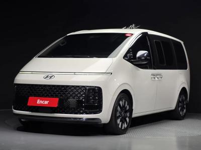 2025 Hyundai Staria