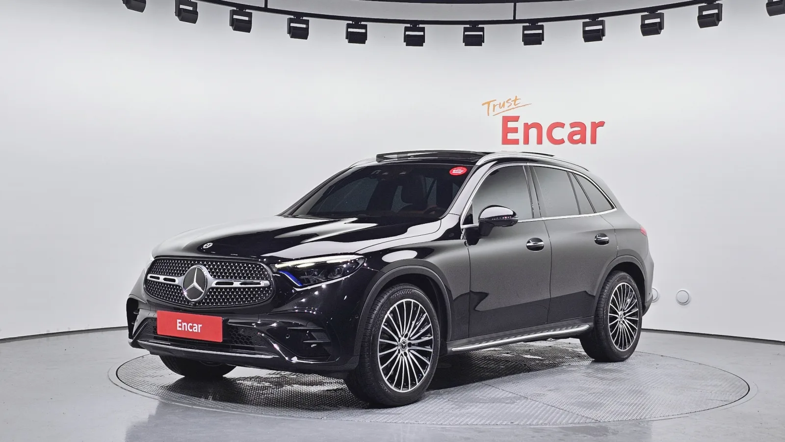 2024 Mercedes-Benz GLC-Class