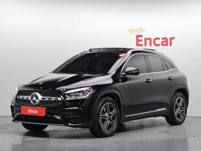 2020 Mercedes-Benz GLA-Class