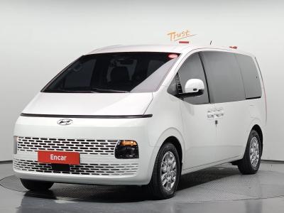 2022 Hyundai Staria