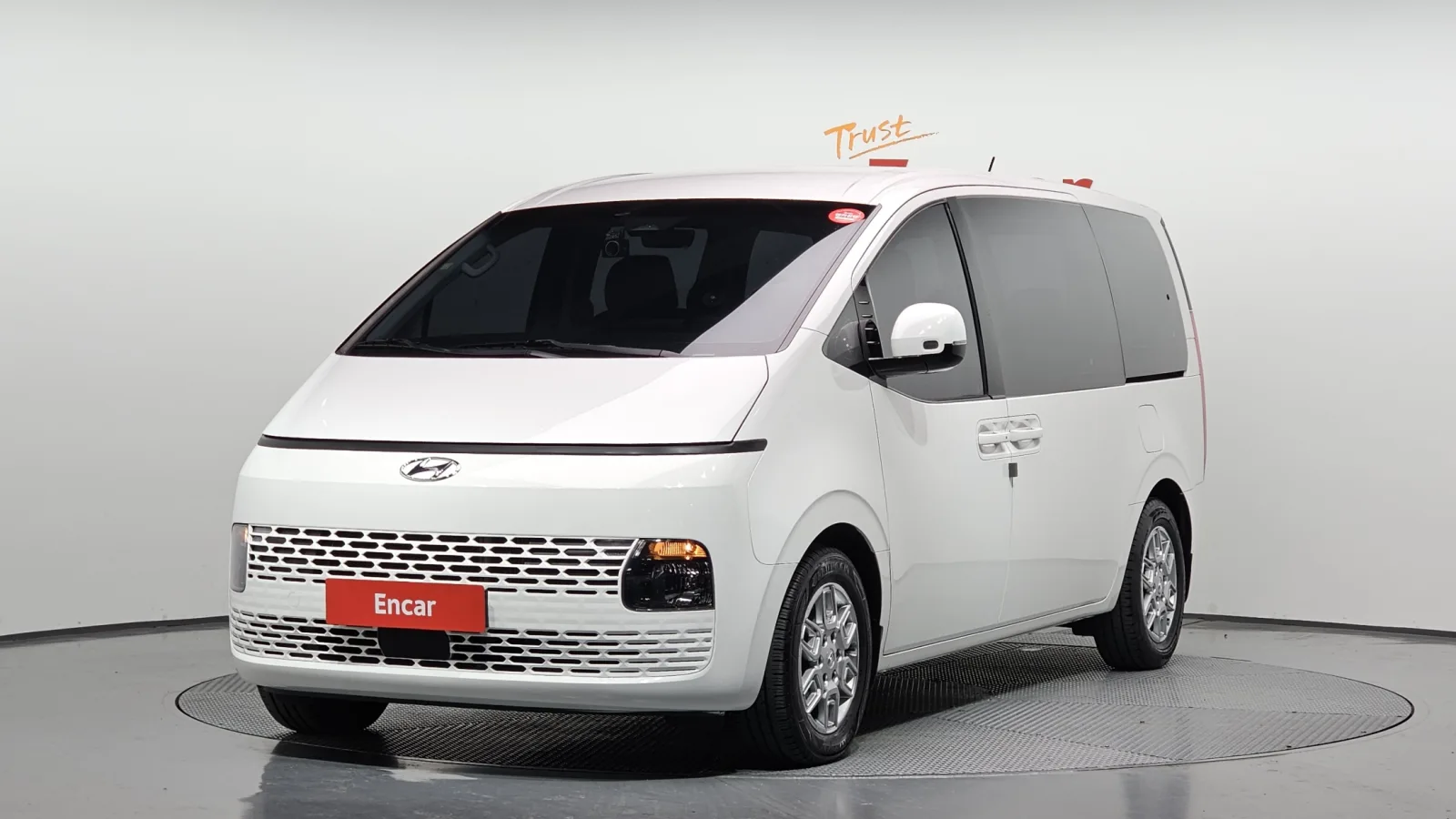 2022 Hyundai Staria