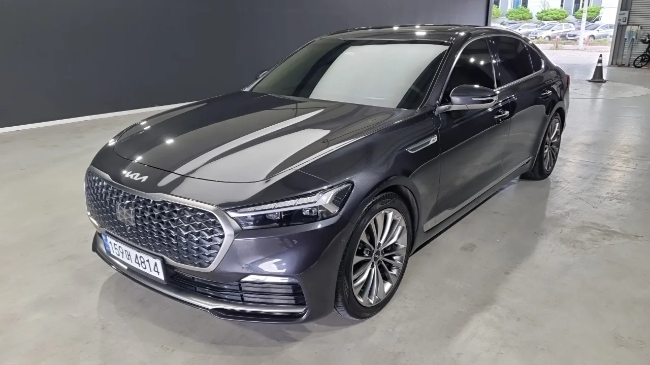 2023 Kia K9