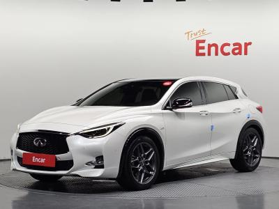 2017 Infiniti Q30