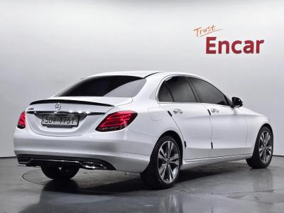 2018 Mercedes-Benz C-Class