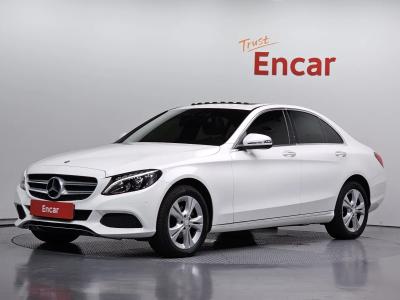 2016 Mercedes-Benz C-Class