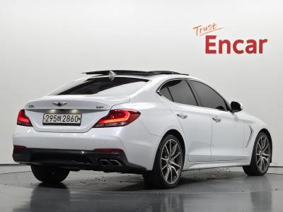 2020 Genesis G70