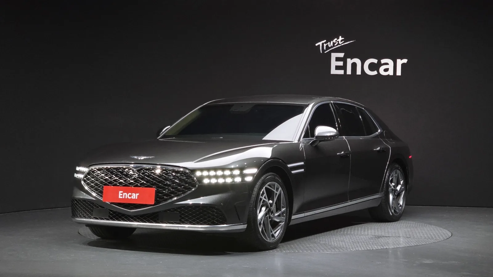 2024 Genesis G90