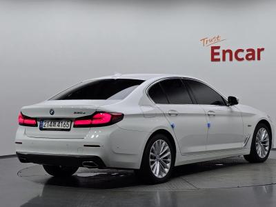 2022 BMW 5-Series